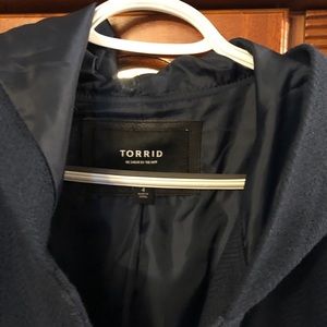 Torrid Outlander size 4 Teal Coat